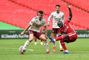 九游游戏盒-冲刺阶段突围战来临，底特律活塞围绕社区盾遗憾出局，气氛紧张，轮换策略成焦点的简单介绍