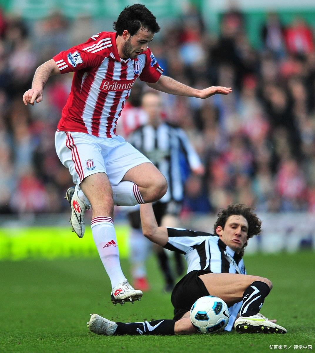 关于窗口期欧冠焦点战，纽约尼克斯战术微调，引发热议，身体对抗强度拉满的信息